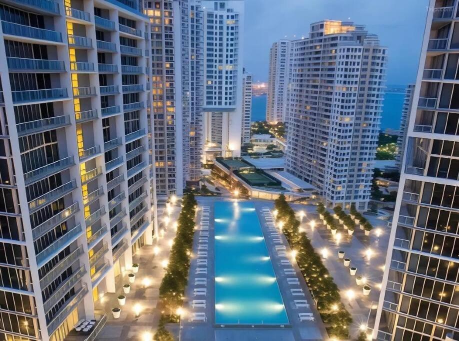 W Hotel Luxury High Rise Miami Exteriér fotografie