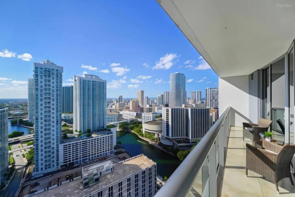W Hotel Luxury High Rise Miami Exteriér fotografie